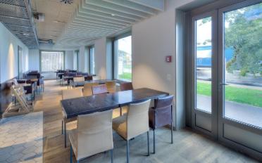 Commercial - image - 7