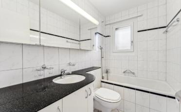 Apartment 4 rooms - image - 2