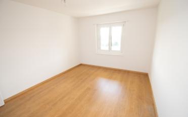 Apartment 4 rooms - image - 8