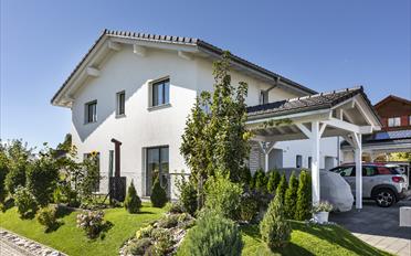 Doppeleinfamilienhaus 5.5 Zimmer - image - 1
