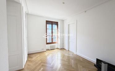 Bureau - image - 2