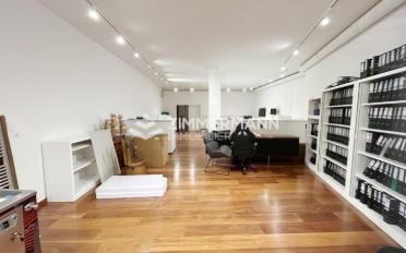 Office - image - 5