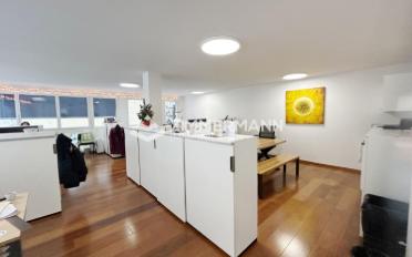 Office - image - 4